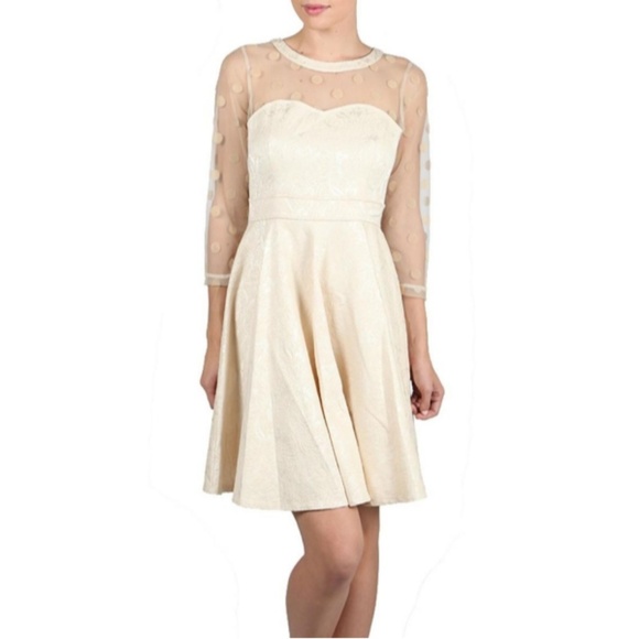 NWT Sweetheart Dot Fit & Flare Dress Cream - Picture 1 of 7